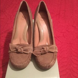 Nurture Regiment Tan Shoes